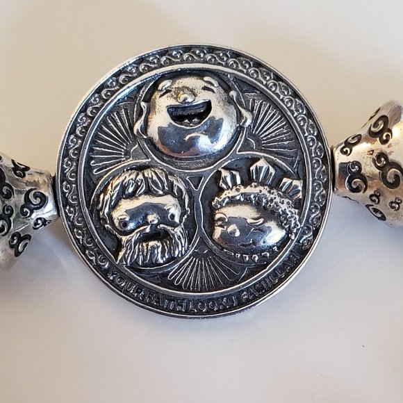 OHM Beads "Oneness" Stretch Bracelet - Onyx and Mother of Pearl - Picture 4 of 13